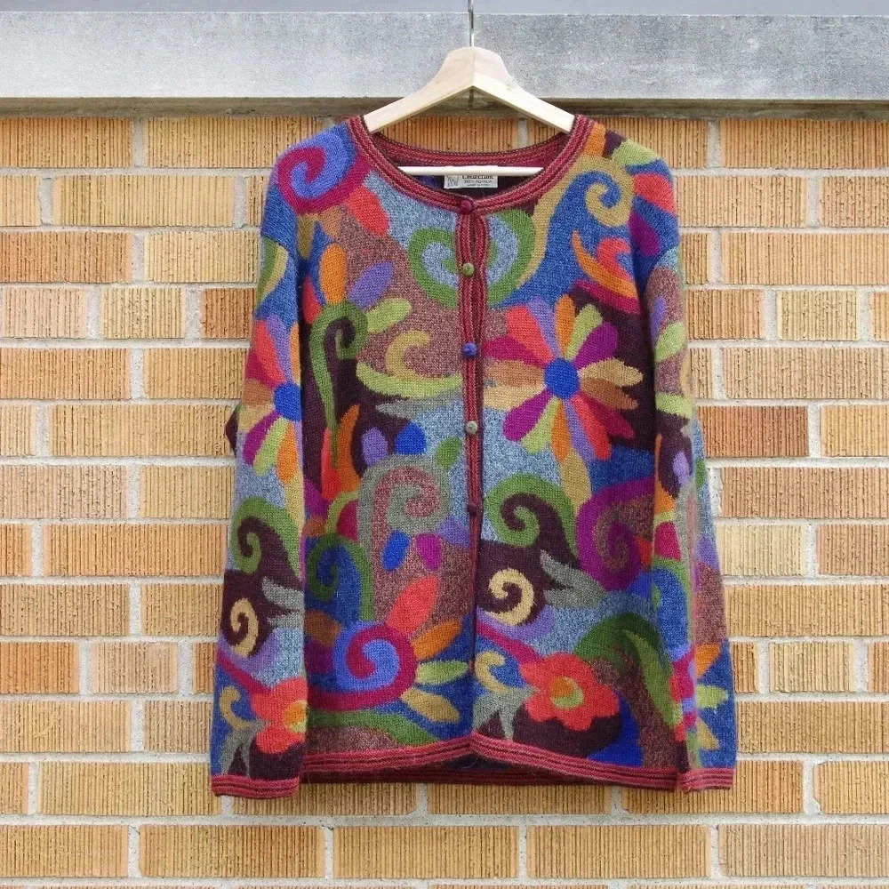 Vintage Alpaca Intarsia Cardigan Floral Sweater - Picture 2 of 6